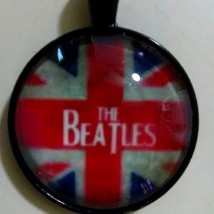 Beatles Flag Cabochon Necklace